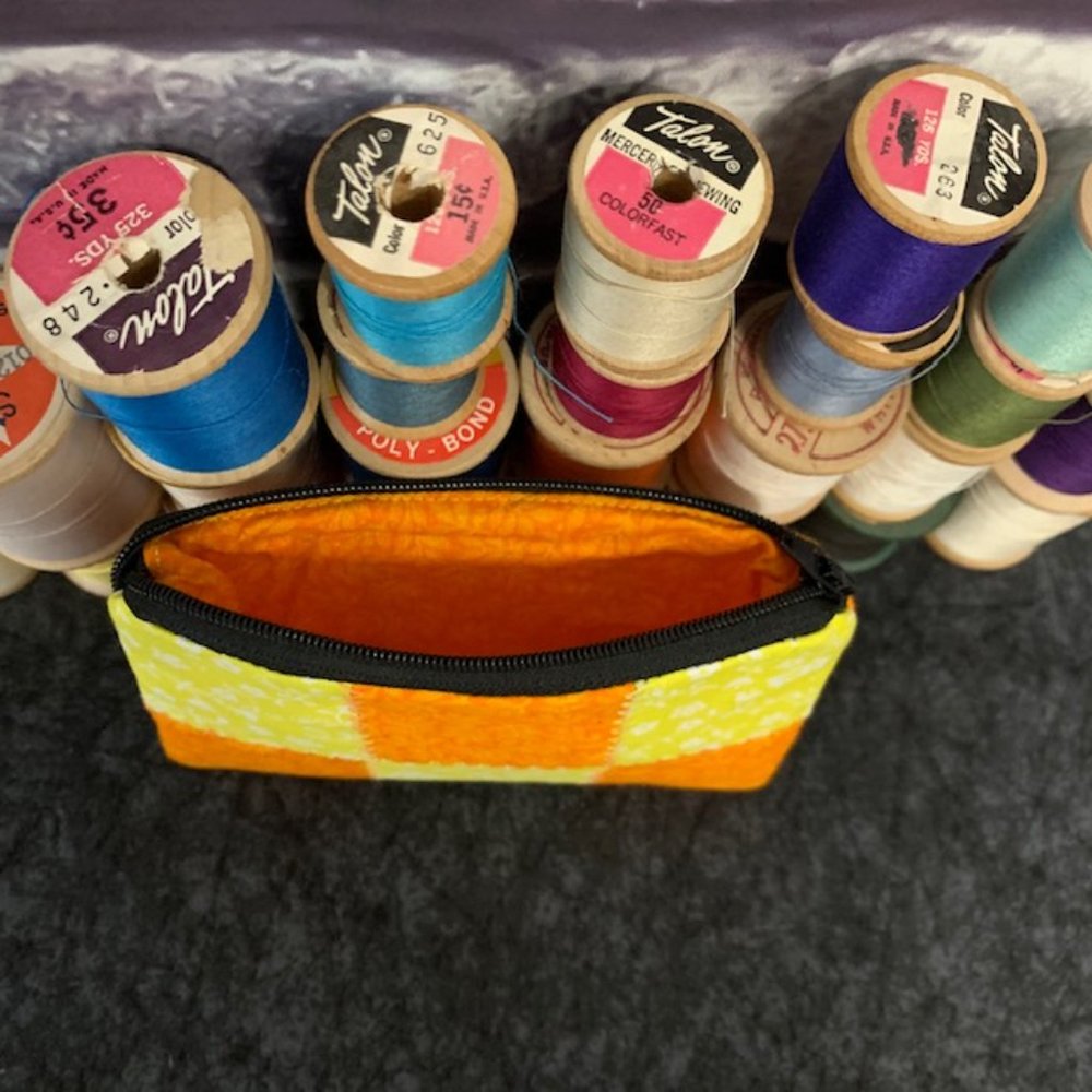 Quilted Wallet/Coin Pouch - Picture 6 of 8